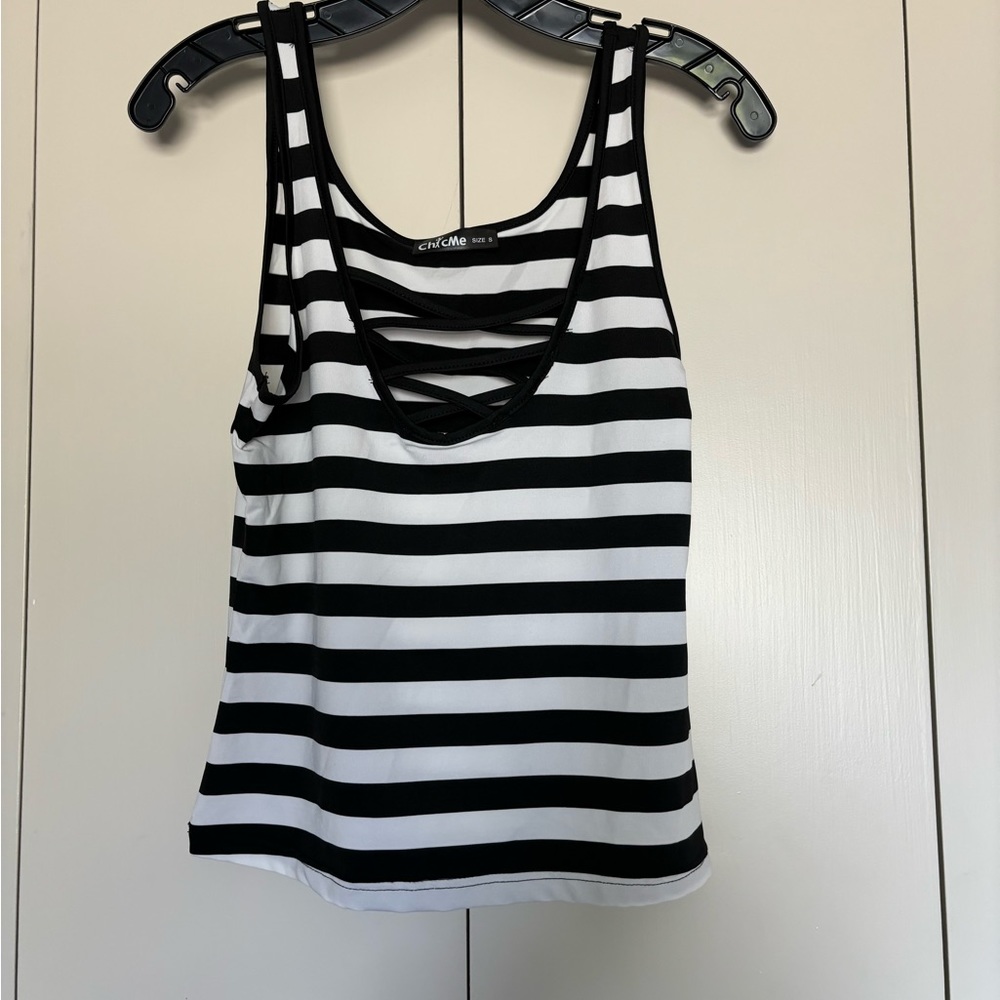 Chic Me Black and White Shirt - Size S